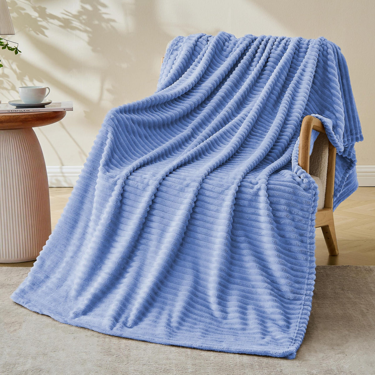 Bnuitland Burnt Orange Throw Blanket for Couch Bed, Soft Fleece Home Decor
