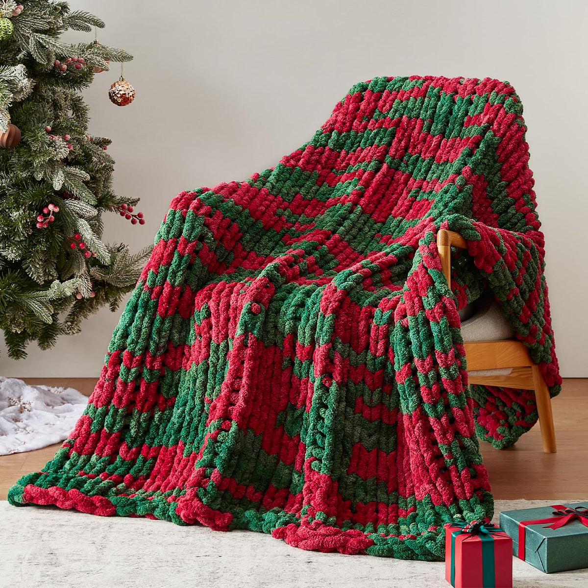 Negwoo Chunky Knit Throw Blanket, Knitted Throw Chenille Yarn, 50"*60"