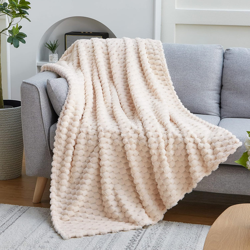 EXQ Home Turtle Shell Throw Blanket Beige for Couch Gentle Soft Fleece