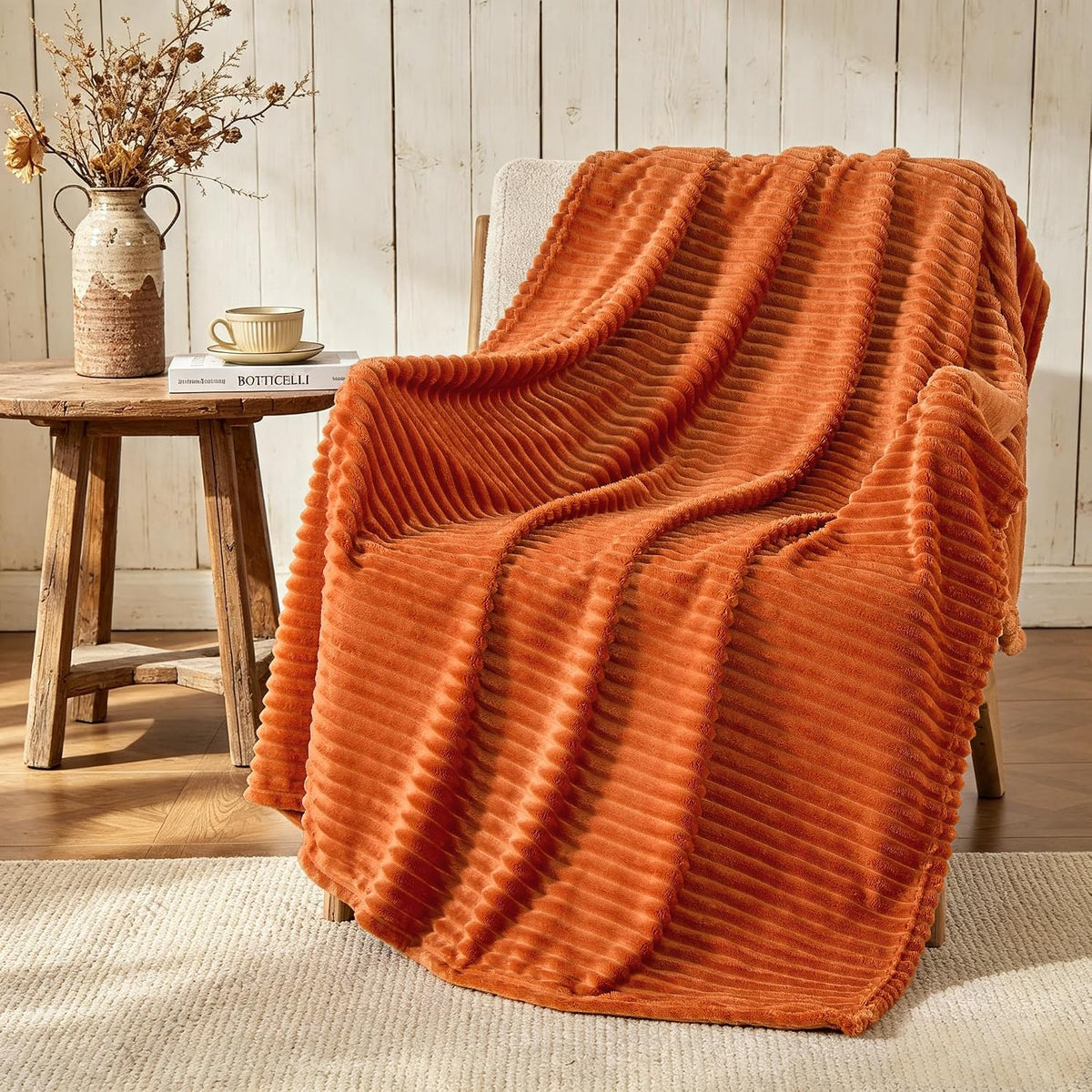 Bnuitland Burnt Orange Throw Blanket for Couch Bed, Soft Fleece Home Decor