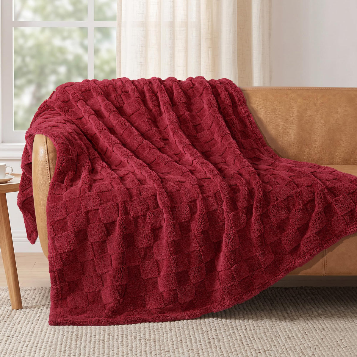 Exclusivo Mezcla 3D Checkered Fleece Throw Blanket for Couch, Ivory
