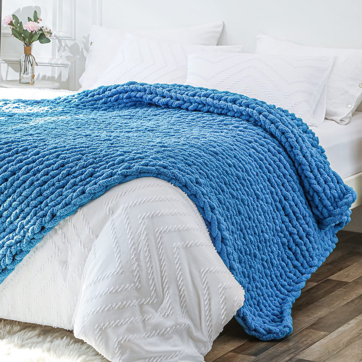 Bigacogo Chunky Knit Throw Blanket for Couch, 40x60 inches, Beige