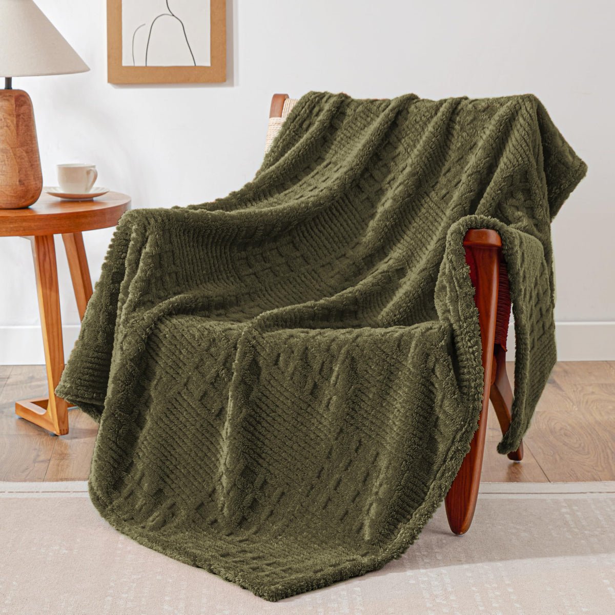 EXQ Home Turtle Shell Throw Blanket Beige for Couch Gentle Soft Fleece